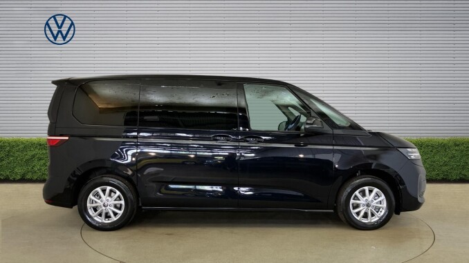 Volkswagen Multivan 2.0 TDI Life 5dr DSG Diesel Estate - Image 4